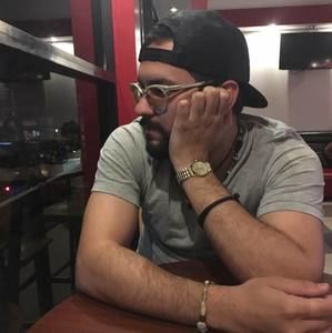 Meet your Posher, Aaron